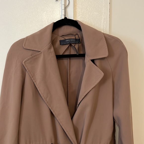 Zara Coat - Picture 2 of 6